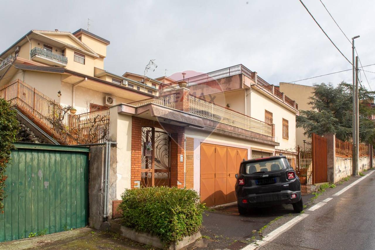 Villa in vendita a Catania