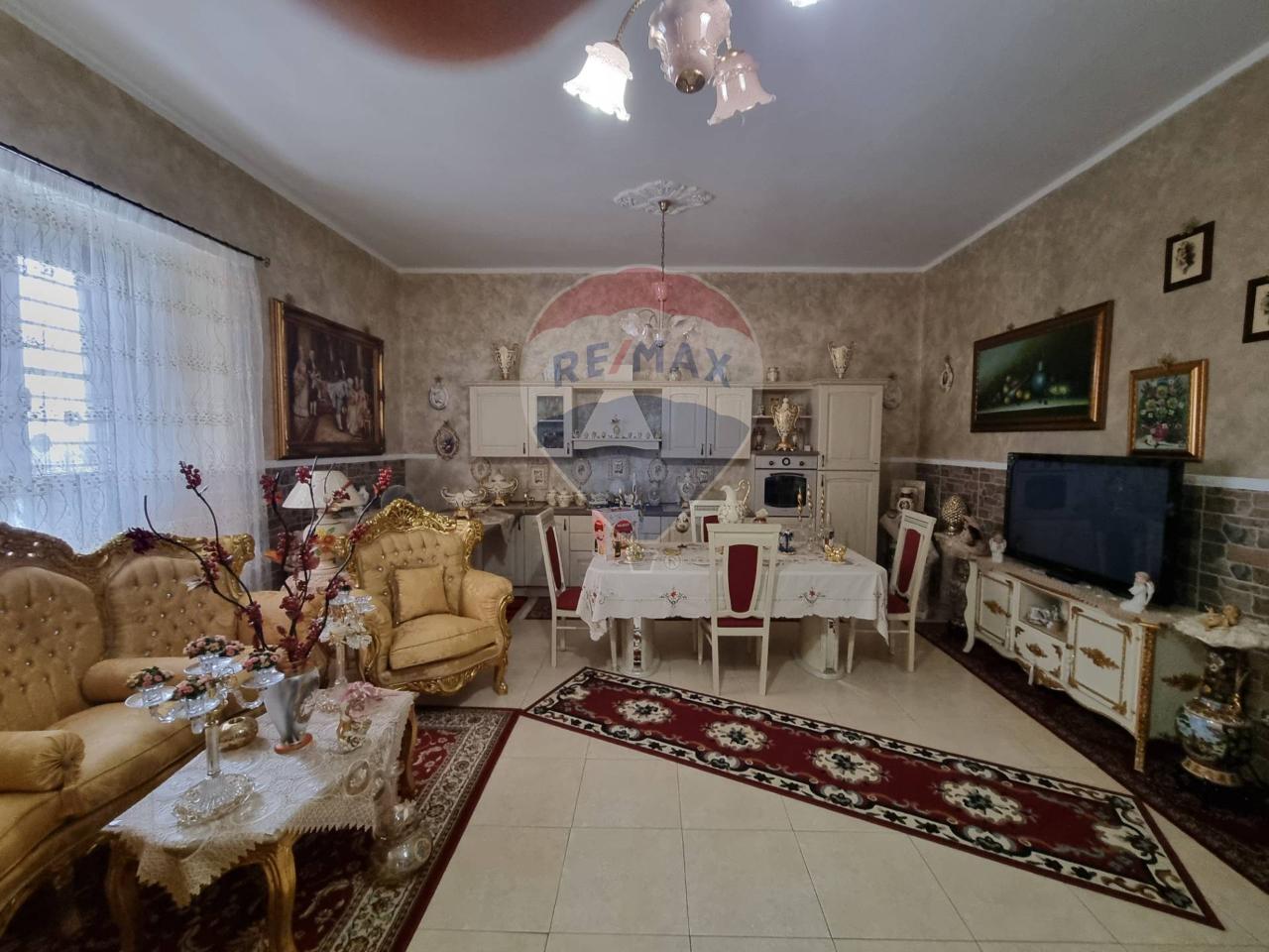 Villa in vendita a Paterno'