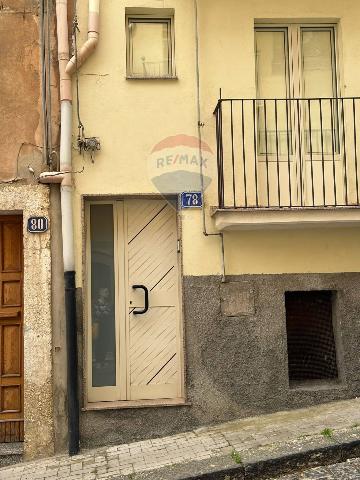 Casa indipendente in Via Pusterna 78, Caltagirone - Foto 1