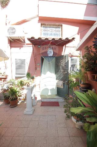 Einfamilienhaus in Piazza Chiesa Madre 5, Catania - Foto 1