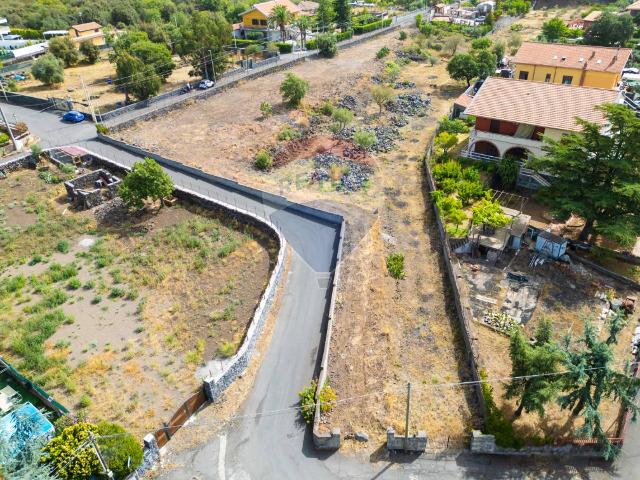 Terreno agricolo in Via Carlo Alberto dalla Chiesa Snc, Tremestieri Etneo - Foto 1