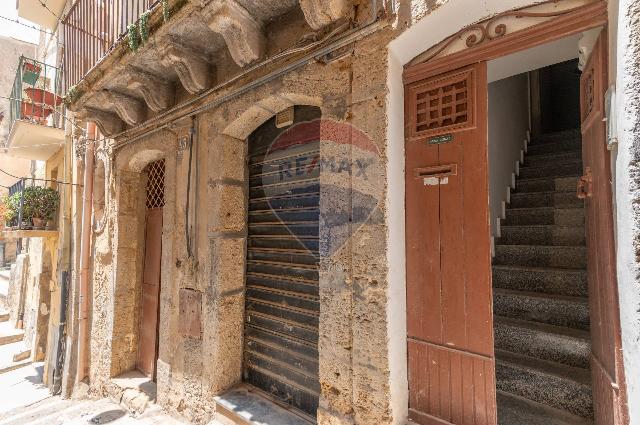 Einfamilienhaus in Via Testa 45, Caltagirone - Foto 1