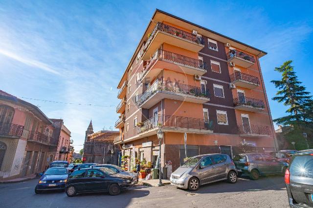 Quadrilocale in Via Etnea 273, Mascalucia - Foto 1