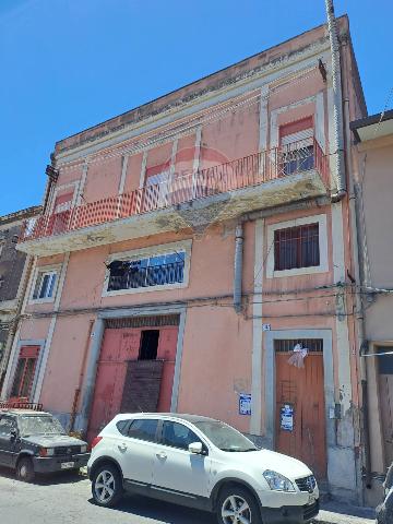 4-room flat in Via Alogna 18a, Catania - Photo 1