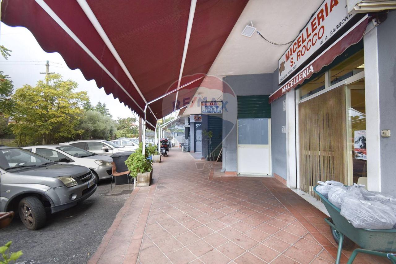 Negozio in Via Etnea 374, Mascalucia, {3} - Foto 2