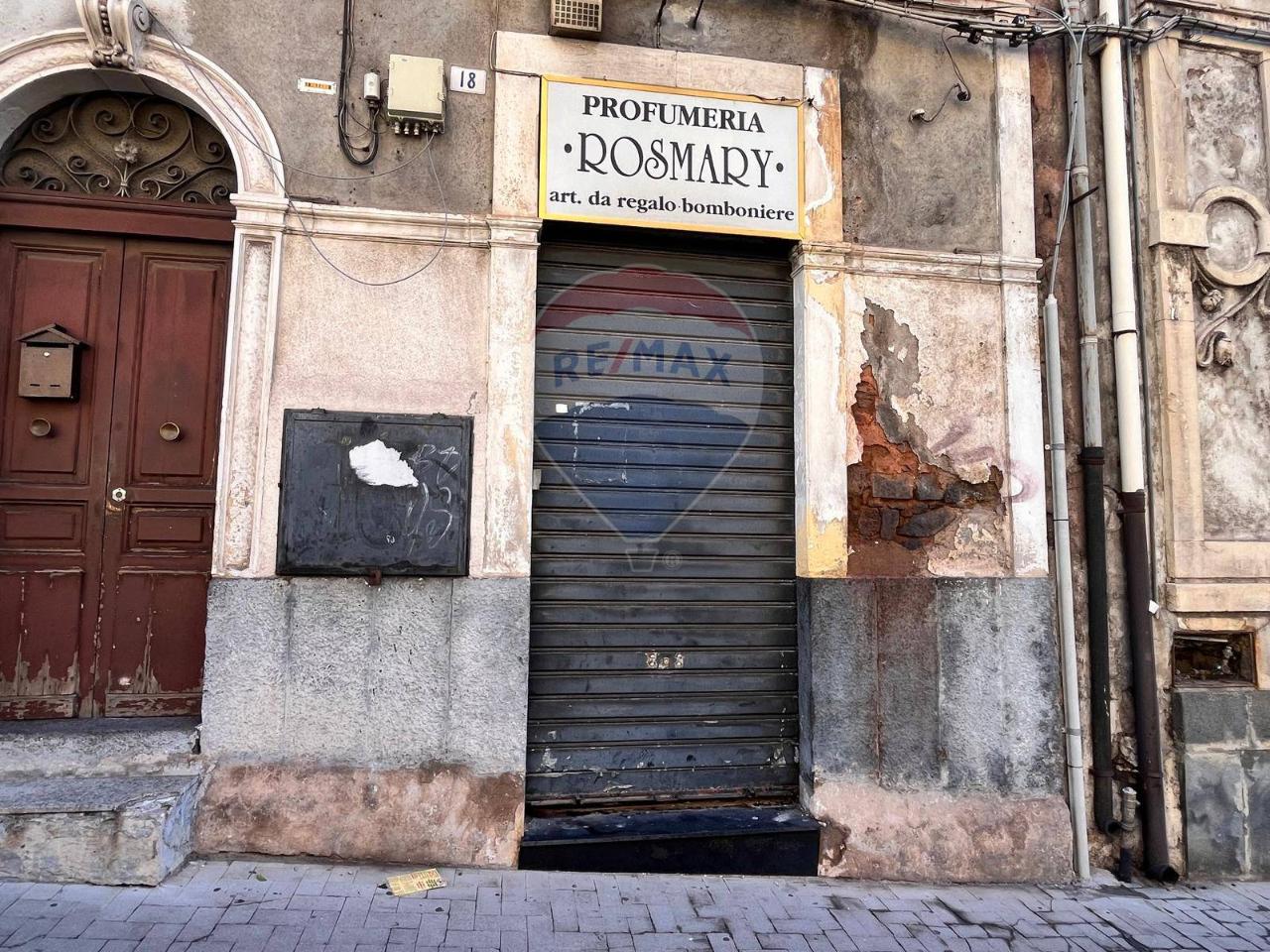 Negozio in Via Vincenzo Casagrande 18, Catania, {3} - Foto 1