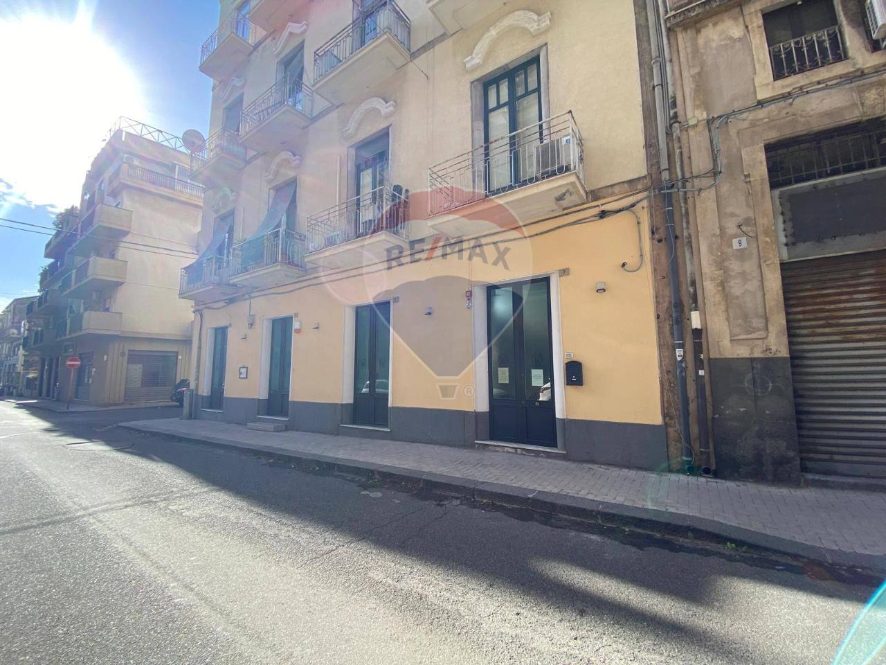 Negozio in Via Mario Sangiorgi, Catania, {3} - Foto 2