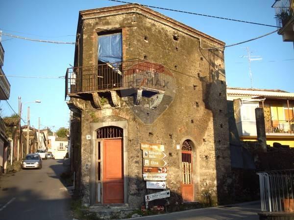 Detached house in Via Arciprete Salvatore Leonardi 40, Giarre - Photo 1