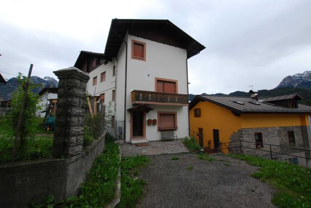 Quadrilocale in Via Dante Alighieri, Lozzo di Cadore - Foto 1