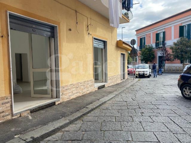 Geschäft in Via Napoli, Napoli - Foto 1