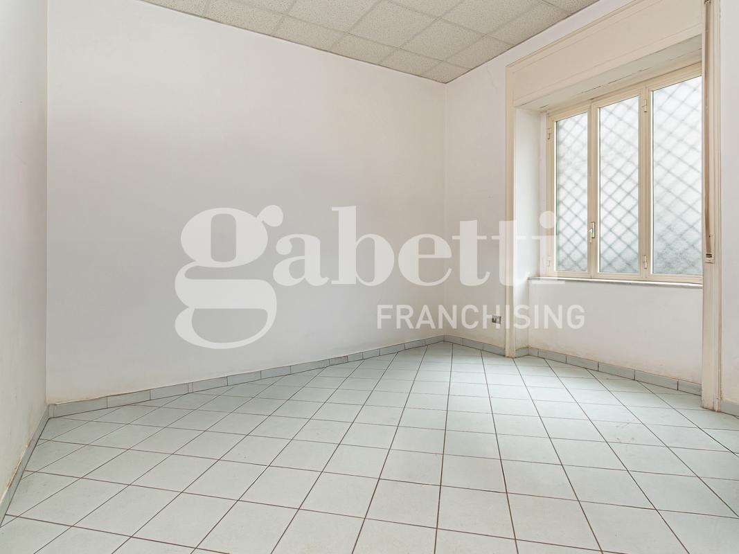 Ufficio in Via Alcide De Gasperi 22, Mugnano Di Napoli, {3} - Foto 2