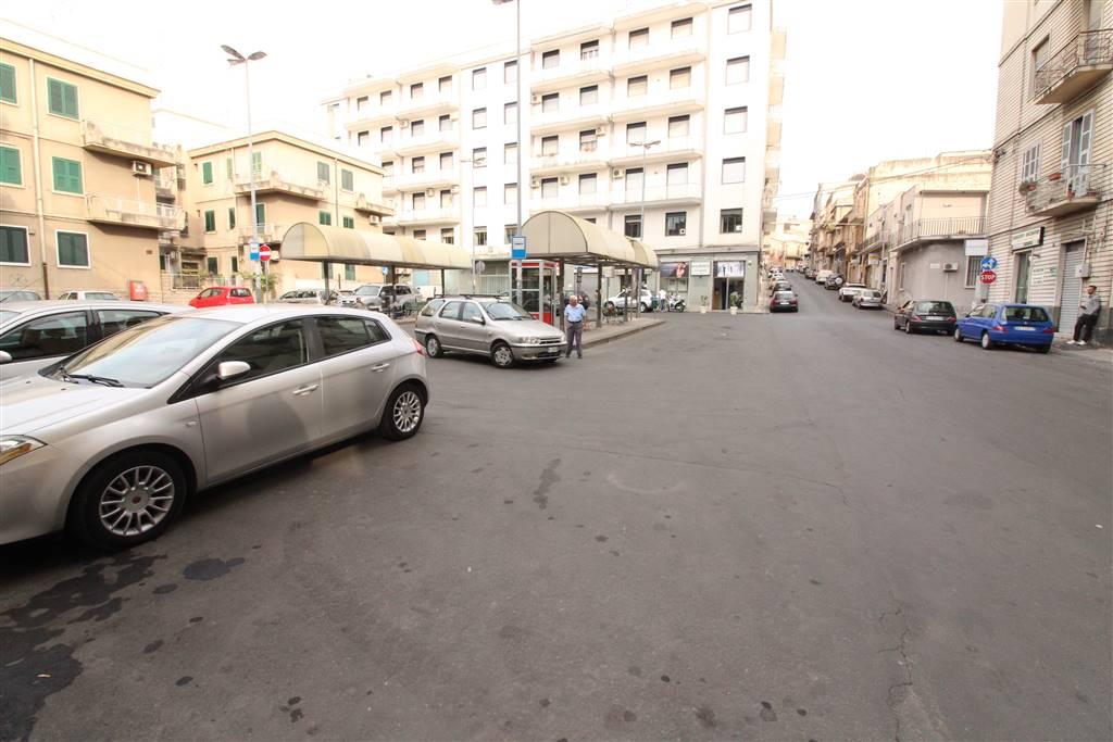 Negozio in , Lentini, {3} - Foto 1
