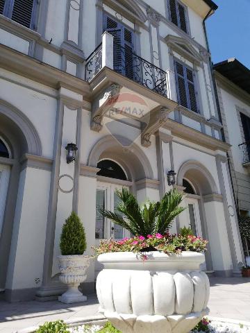 Villa in Via XX Settembre 56, Viareggio - Foto 1