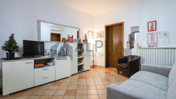 2-room flat in {3}, Via Ugo Foscolo - Photo 1