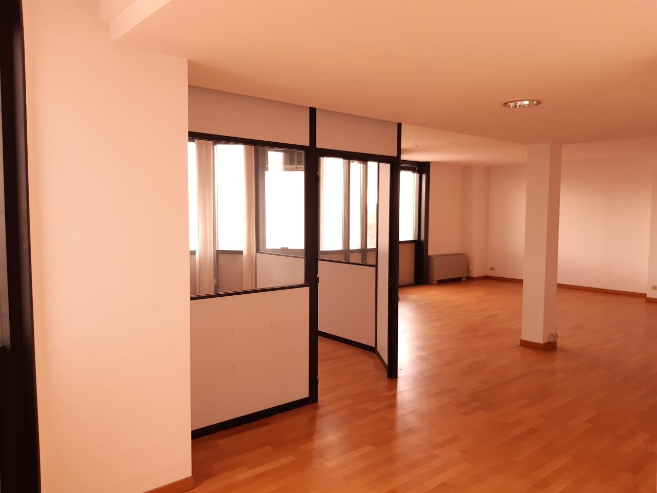 Ufficio in Via Porta 22, Gallarate, {3} - Foto 2