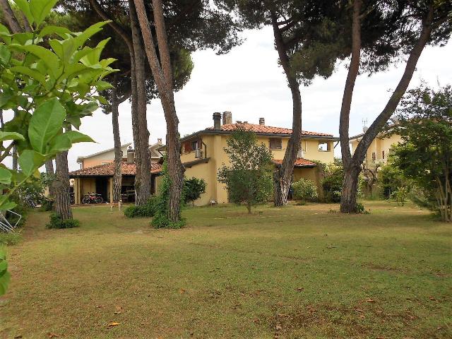 Mansion in Via Vicinale Macchia, Carrara - Photo 1