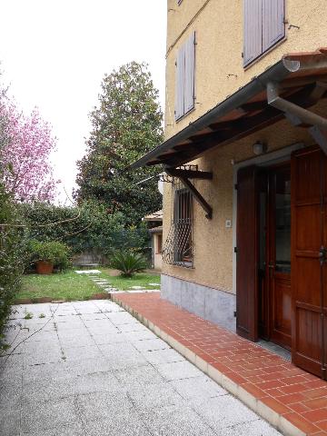 Mansion in Via Piave 1130/B, Seravezza - Photo 1