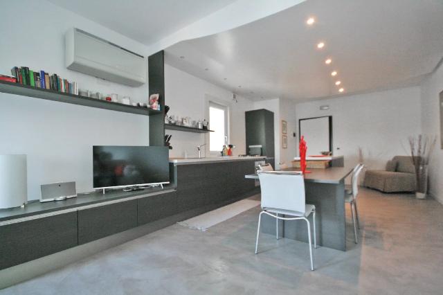 Apartament in {3}, - Photo 1