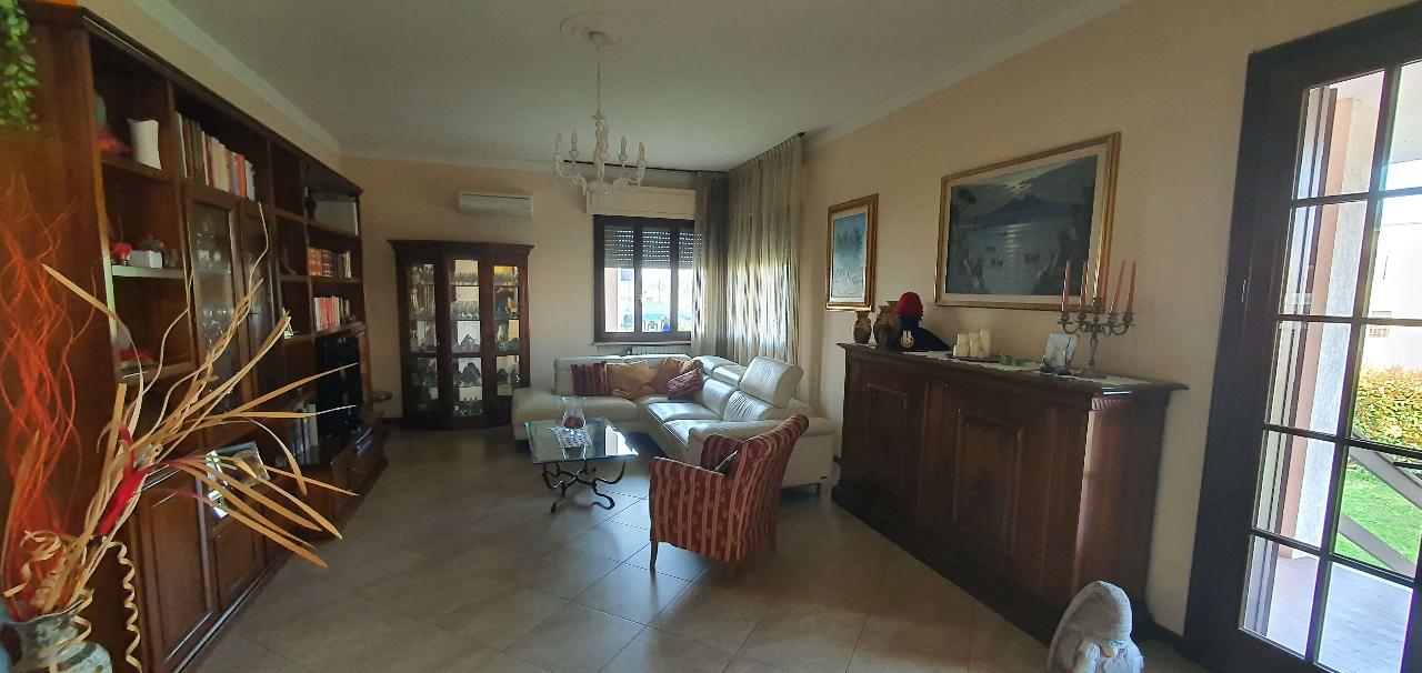 Villa unifamiliare in vendita a Porto Mantovano
