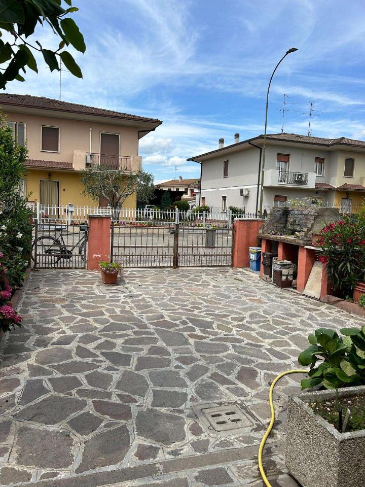 Villa a schiera in vendita a Marmirolo
