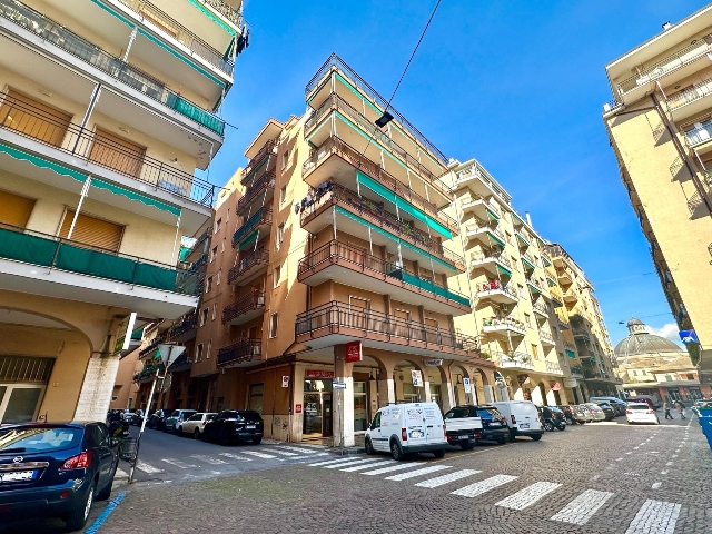 2-room flat in Corso Europa, Loano - Photo 1