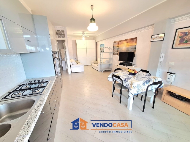 2-room flat in Via Guido Rossa, Pietra Ligure - Photo 1