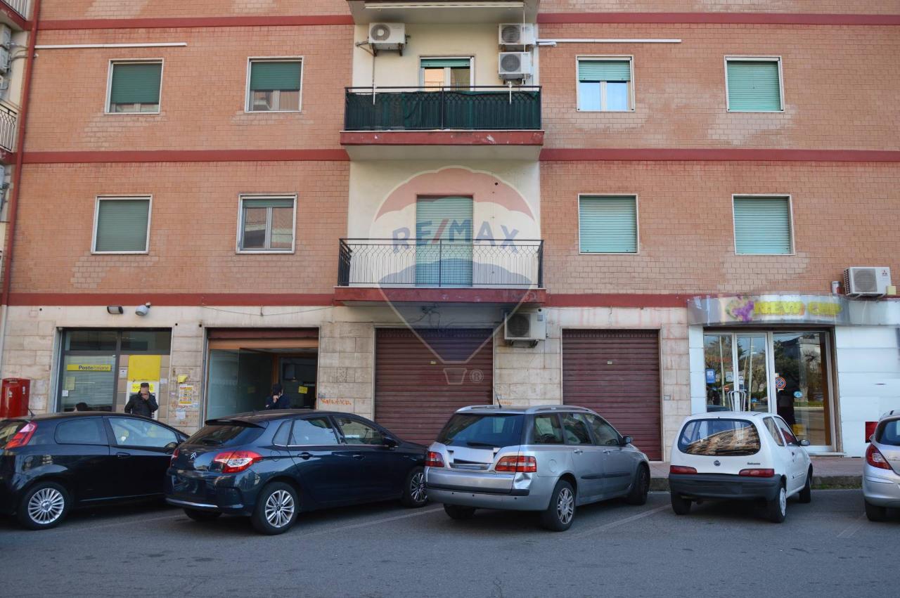 Negozio in Via Sibari, Corigliano-Rossano - Foto 1