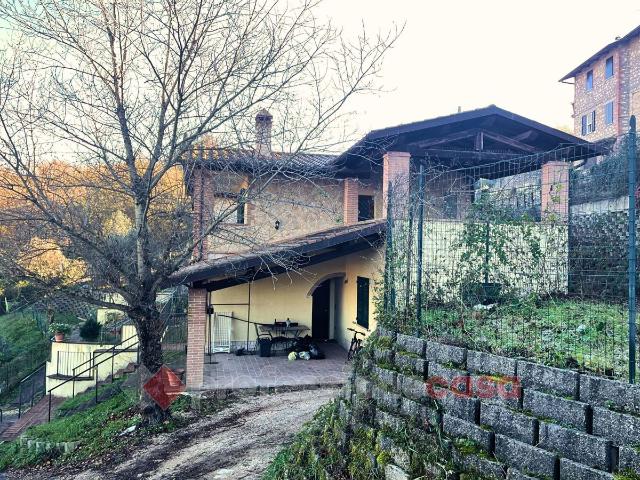 2-room flat in Via Campatore, Corciano - Photo 1