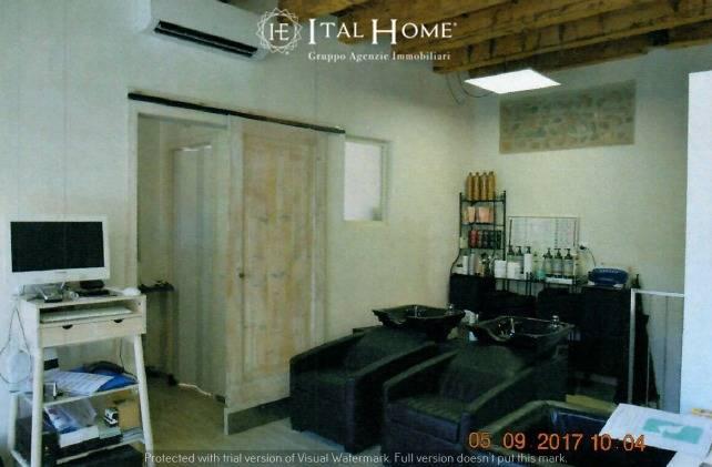 Negozio in Via Damiano Chiesa, San Giovanni Lupatoto, {3} - Foto 1