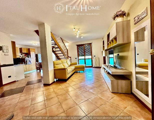 3-room flat in Via Ghiaia, Castel d'Azzano - Photo 1