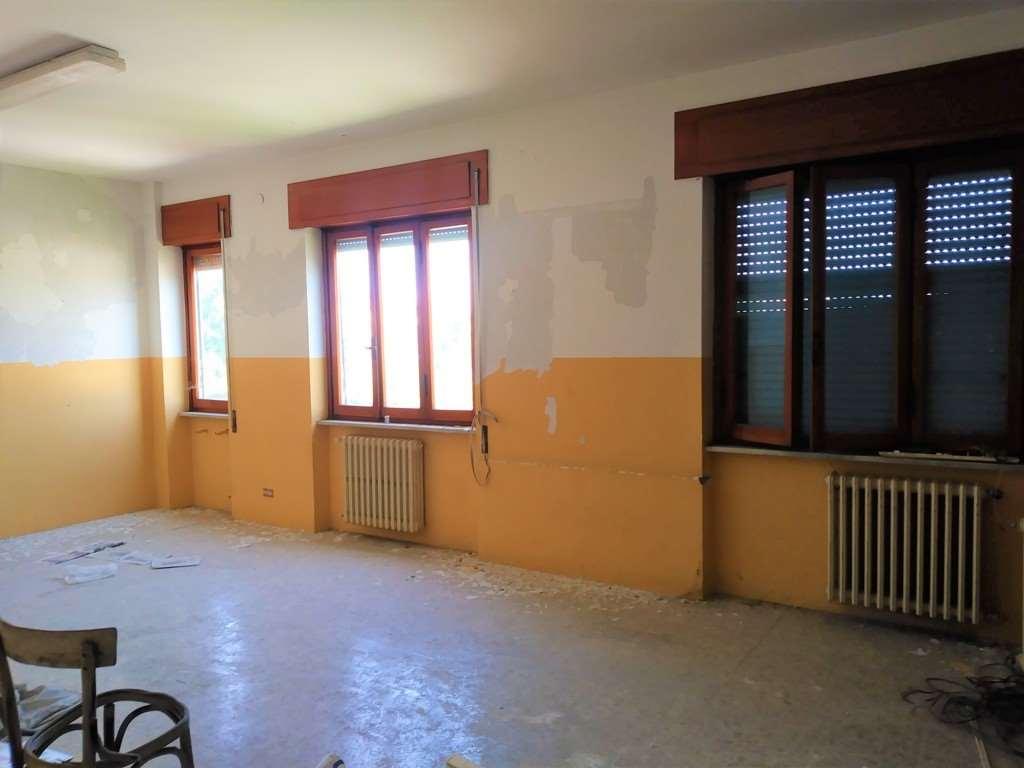 Ufficio in , Frosinone, {3} - Foto 2