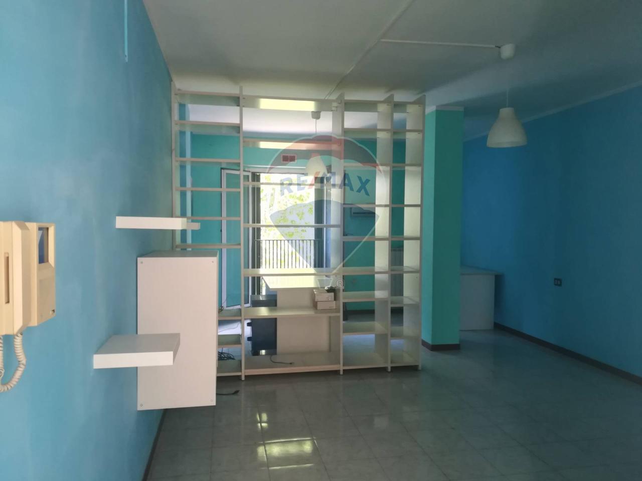 Ufficio in Via Mario Angeloni 115, Perugia, {3} - Foto 2