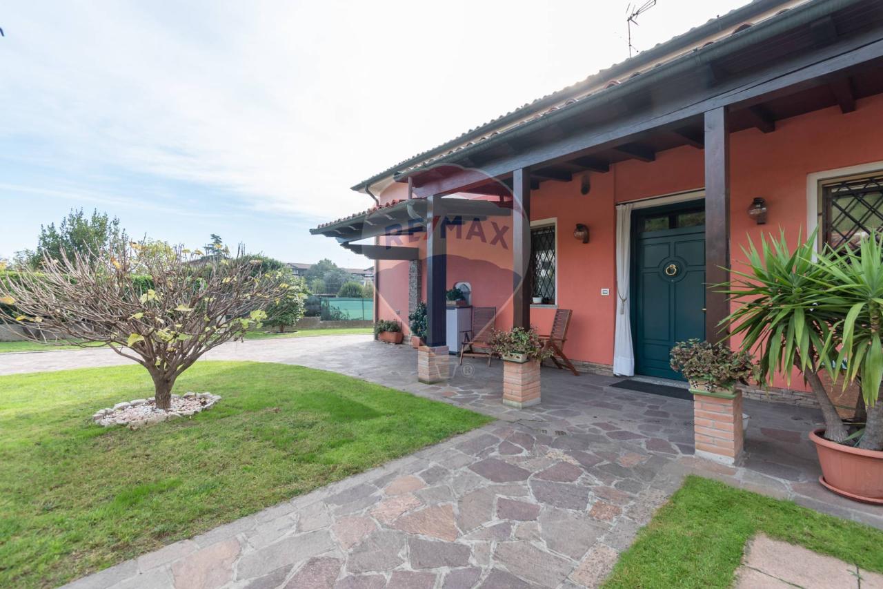 Villa in vendita a Capriano Del Colle