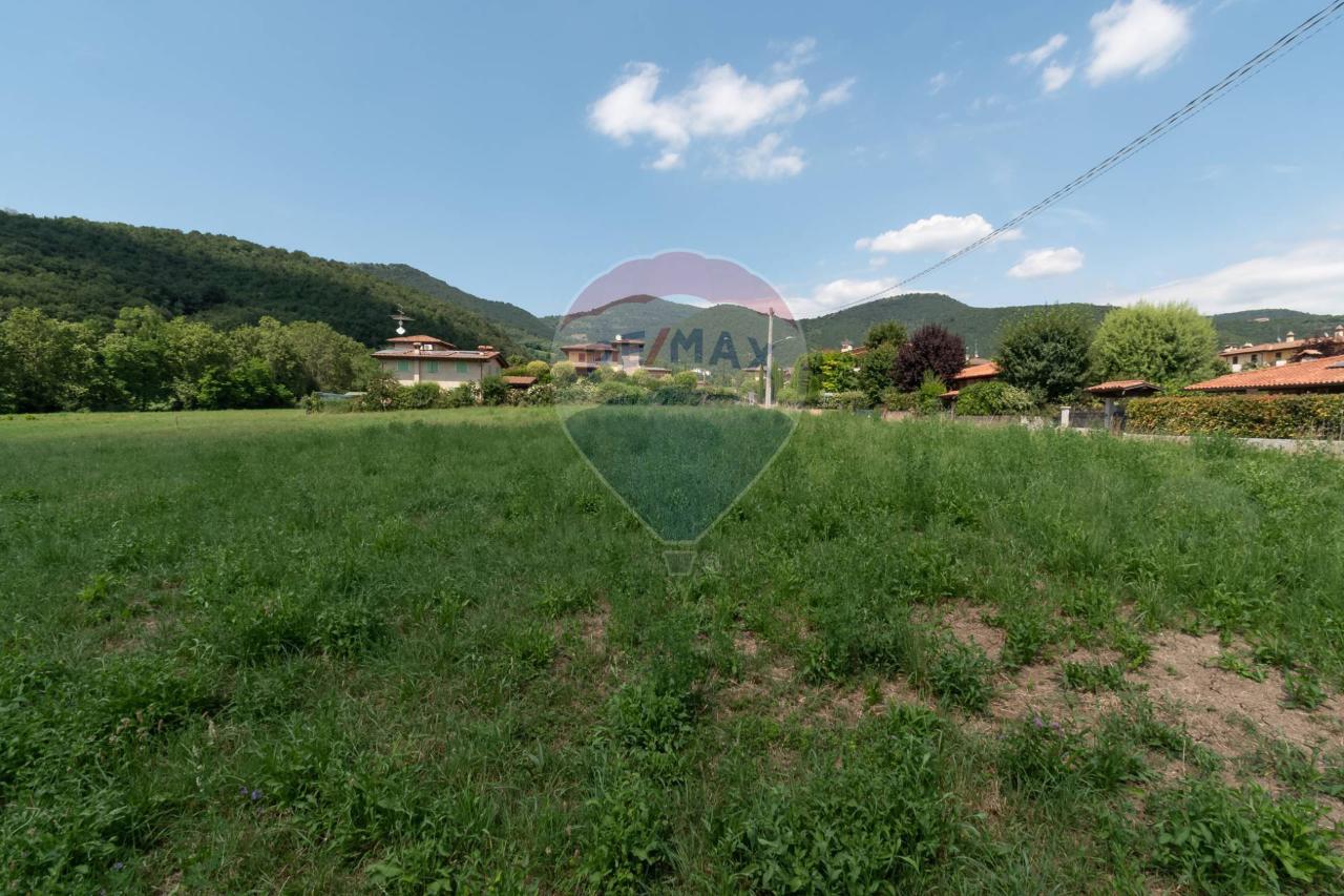 Terreno edificabile in vendita a Monticelli Brusati