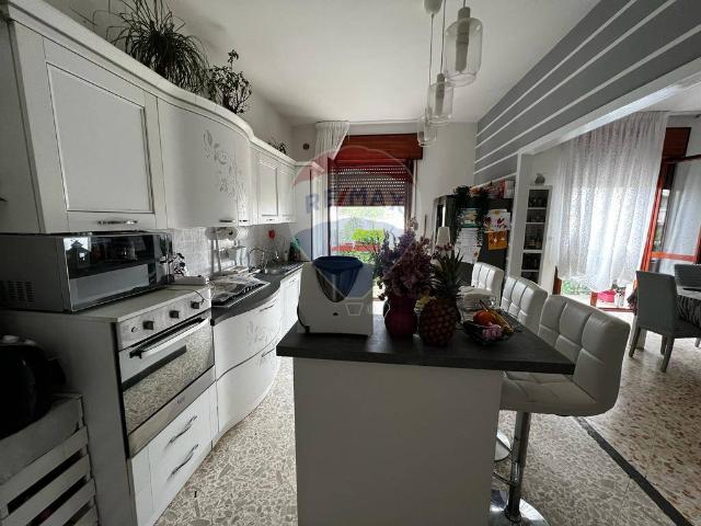 3-room flat in Via De Rosa Snc, Pagani - Photo 1