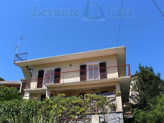 3-room flat in Frazione Terrile, Uscio - Photo 1