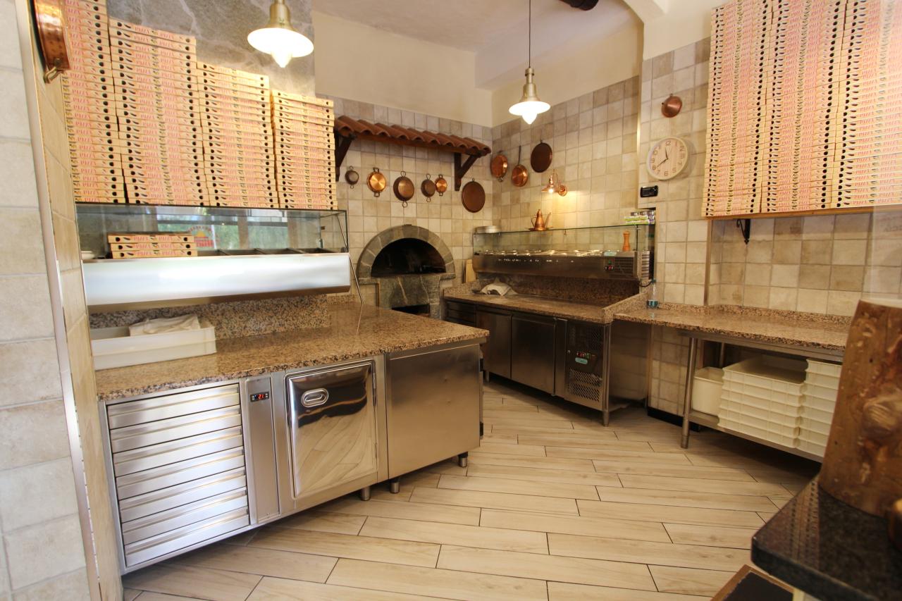 Pizzeria in Via Mameli 254, Rapallo, {3} - Foto 2