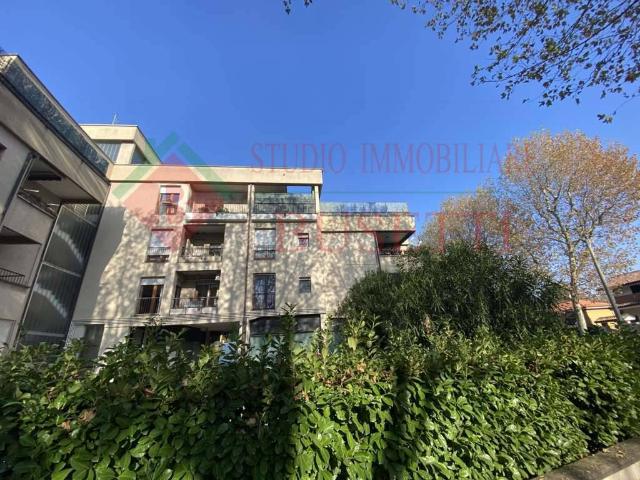 2-room flat in Via Padre Giuliani 97, Saronno - Photo 1