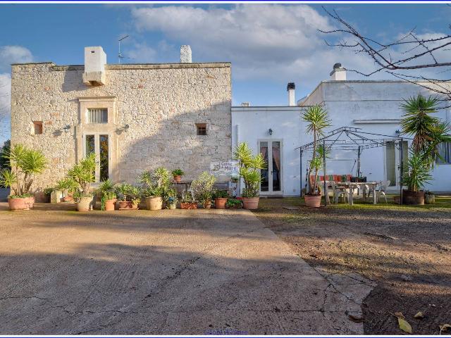 Country house or cottage in Contrada Bagnardi, Ostuni - Photo 1