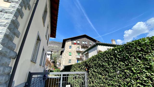 Quadrilocale in Corso Saint Martin De Corleans 182, Aosta - Foto 1