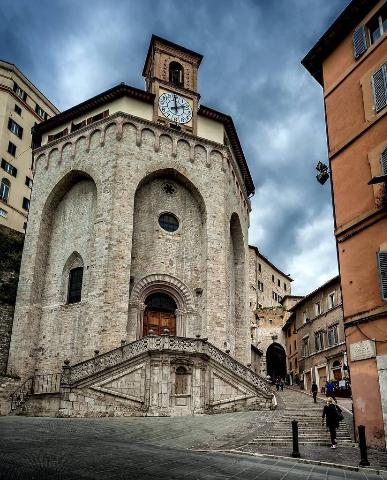 Geschäft in Corso Cavour 54-56, Perugia - Foto 1