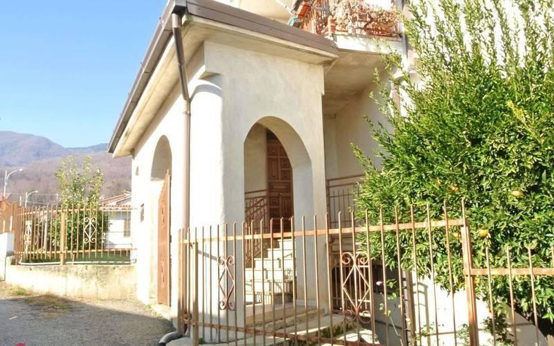 Appartamento in vendita a San Vincenzo La Costa