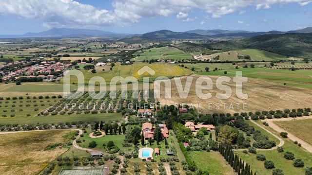 Homestead in Carige Alta, Capalbio - Photo 1