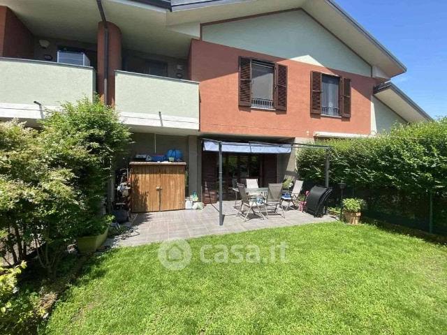 Terraced house in Via Don Orione, 1, Abbiategrasso - Photo 1