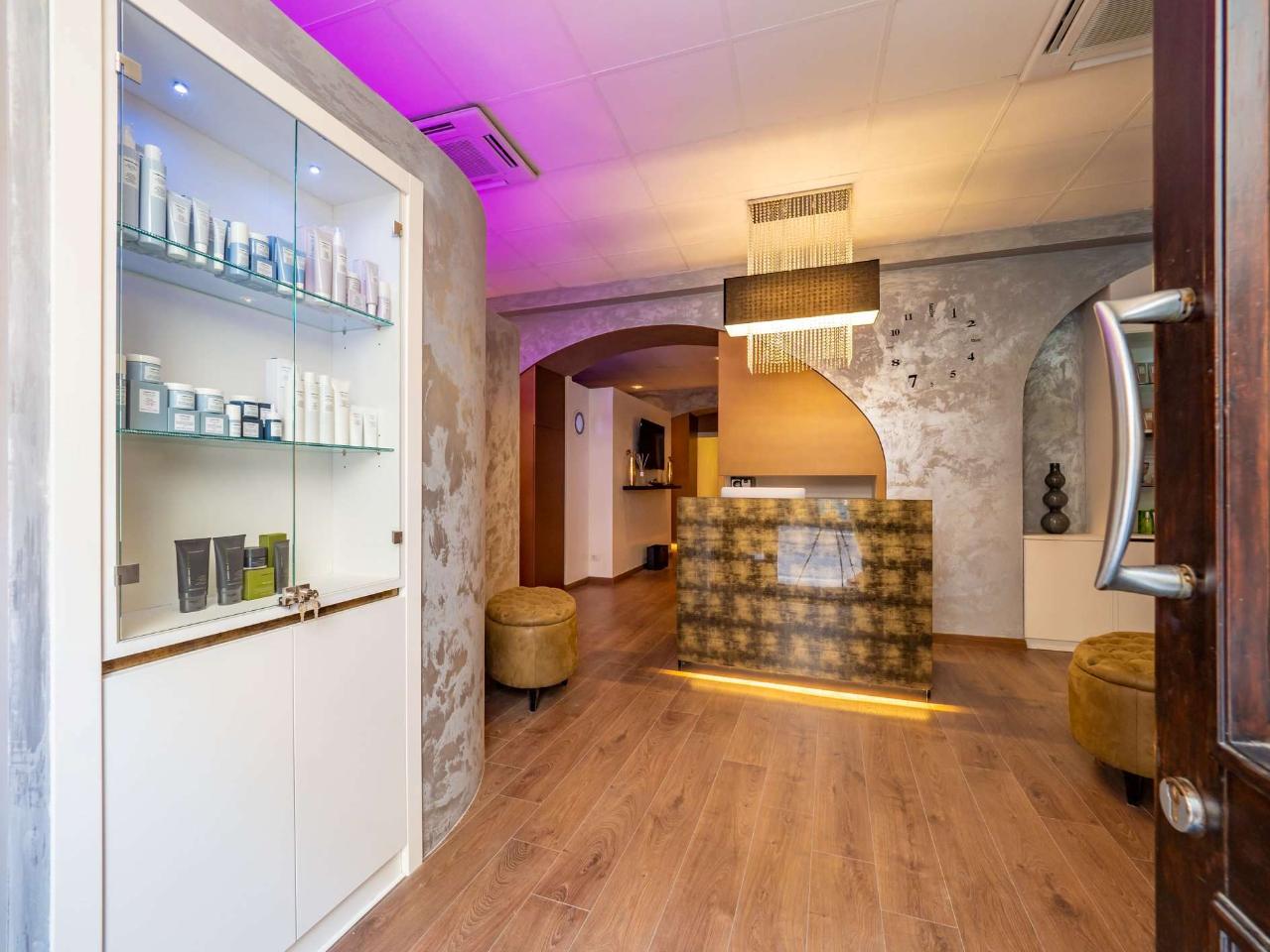 Negozio in Via Mazzini 16, Trieste, {3} - Foto 2
