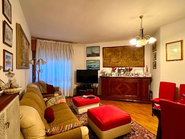 3-room flat in Via Vincenzo Scamozzi, Sondrio - Photo 1