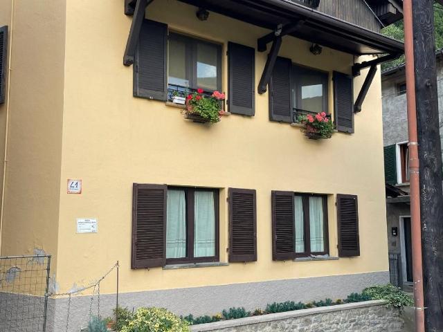 Dreizimmerwohnung in Via Carolo, Ponte in Valtellina - Foto 1