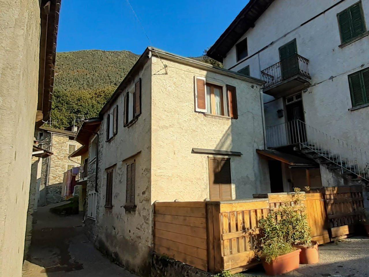 Appartamento in vendita a Castione Andevenno