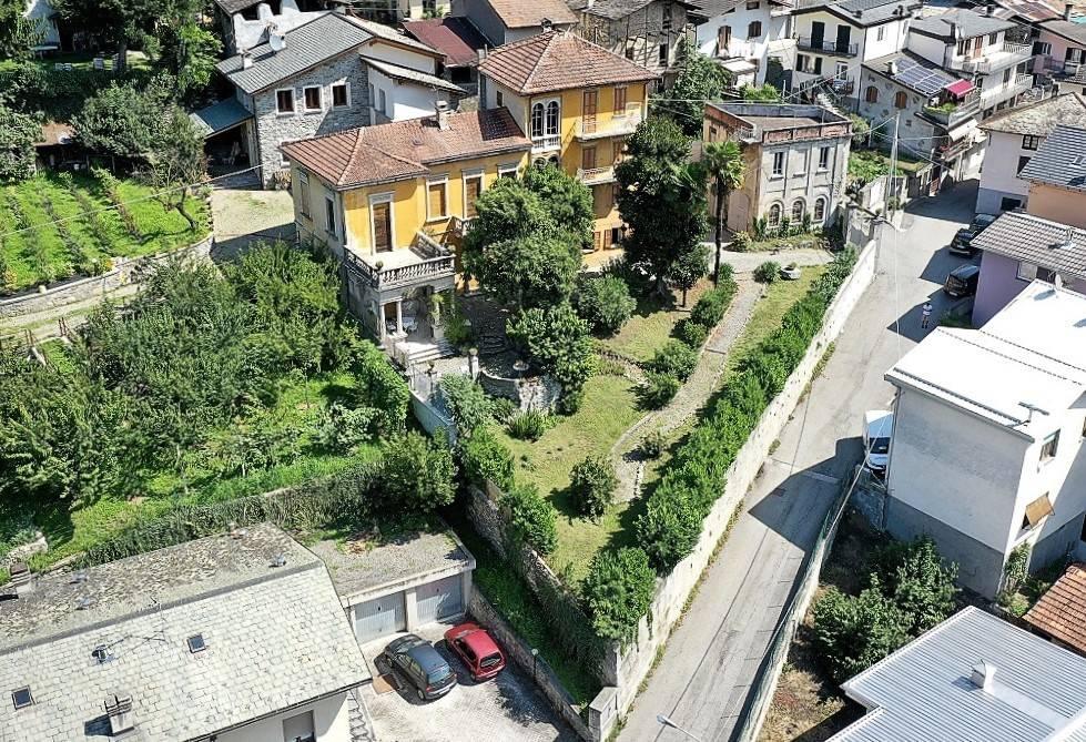 Villa in vendita a Berbenno Di Valtellina