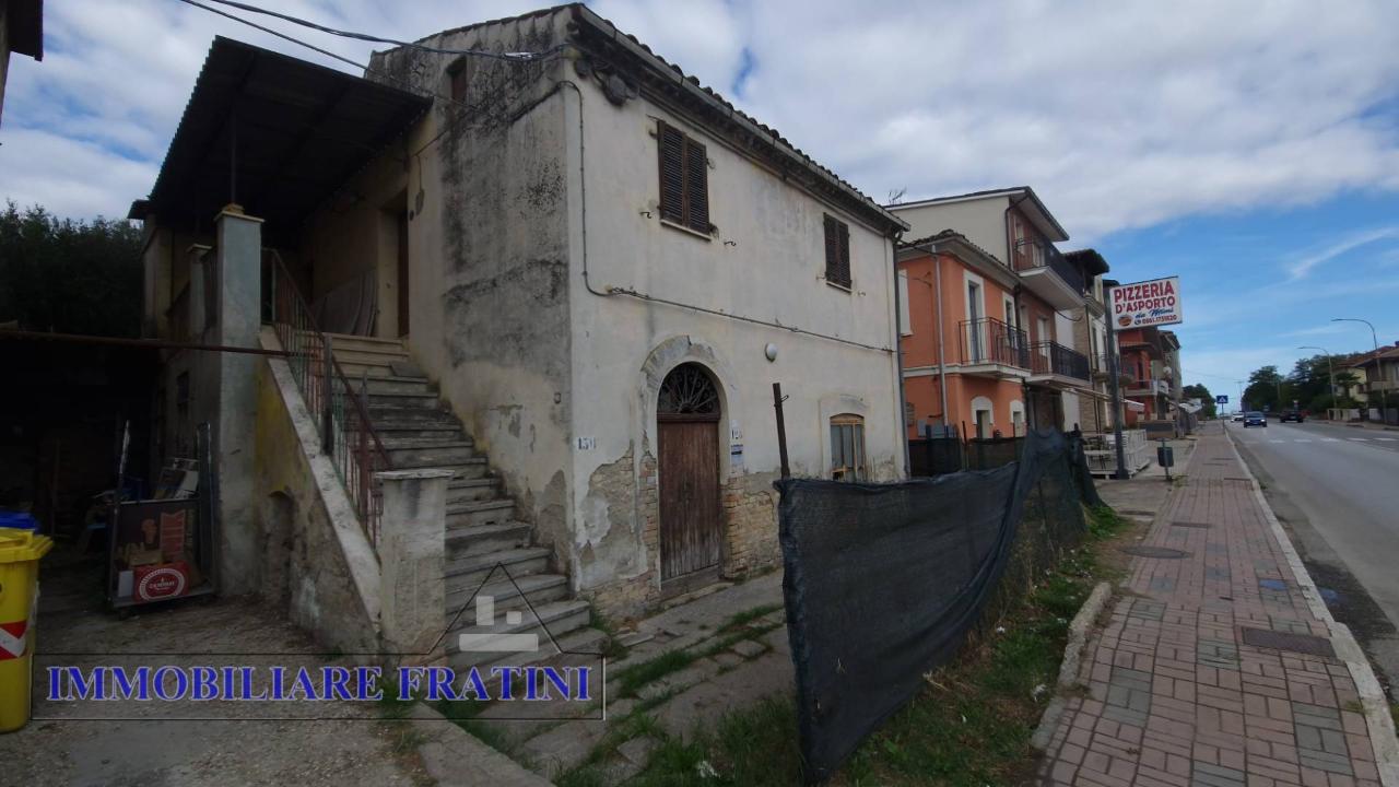 Casa indipendente in vendita a Bellante